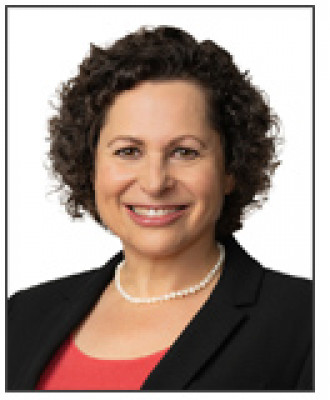 Photo of Shira McKinlay